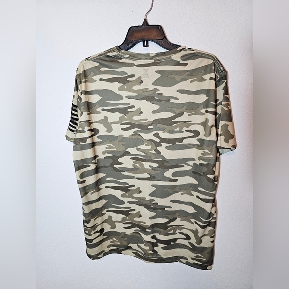 Striker Camouflage Polyester Men's T-Shirt Size Large NWOT - Picture 6 of 8